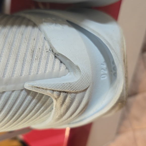 Nike | JT Academy Jump | Men's | Gray and Blue | Athletic Shoes | Size 8 - Picture 13 of 13